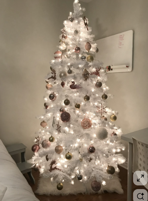 7.5FT Prelit Christmas Tree, Full Xmas Pine Tree with 1200 Branch Tips 400 Warm Light for Holiday Indoor Outdoor Decoration, White
